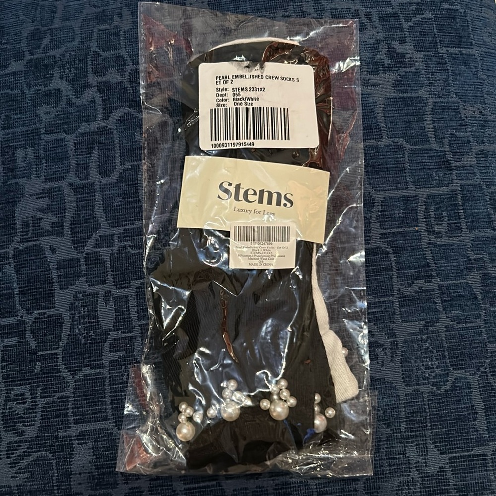 Stems Luxury for Legs embellished socks NWT